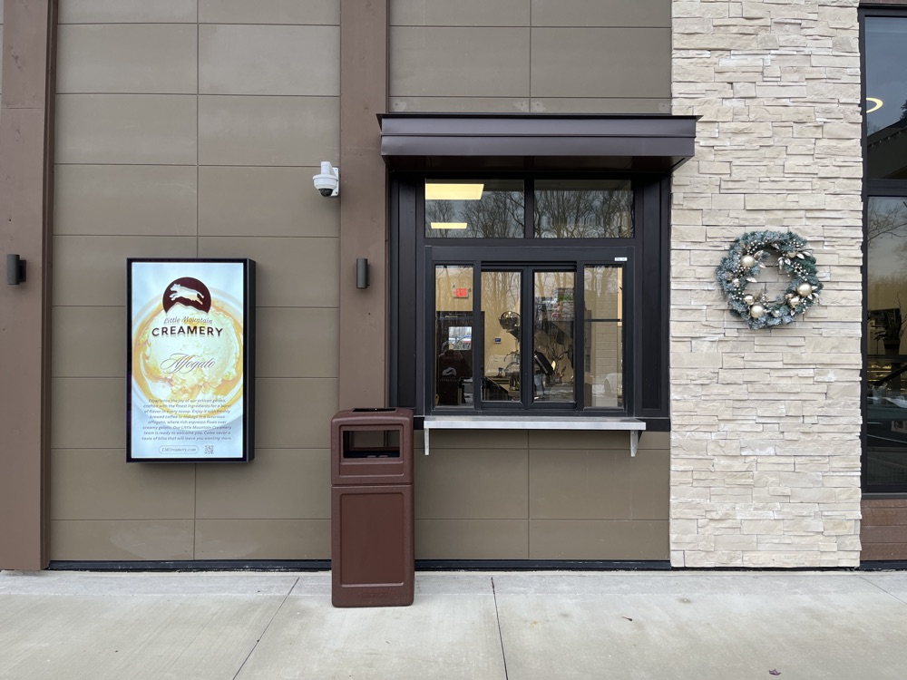 Little Mountain Creamery walk-up window and exterior
